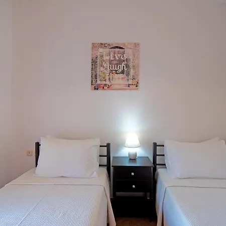 Daire Kallithea House